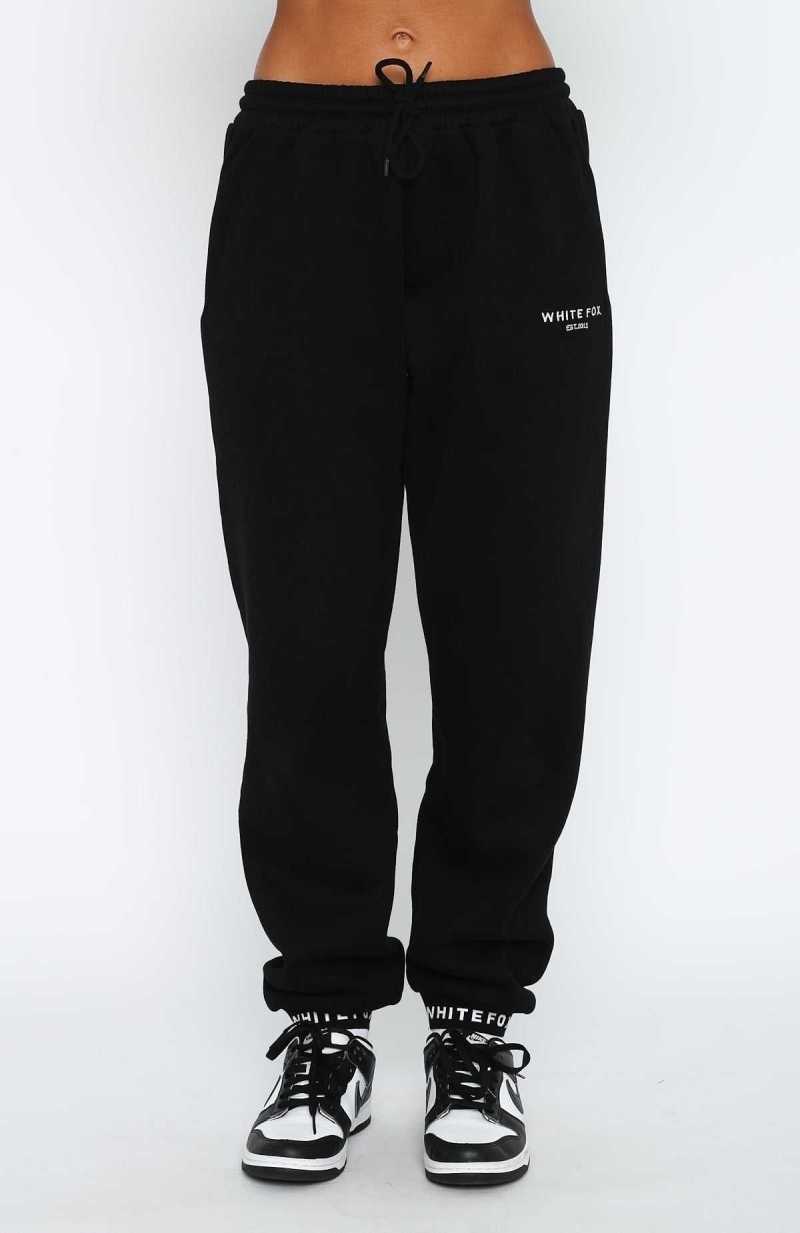 White Fox Put It On Repeat Sweatpants Black | ASBIFP-084