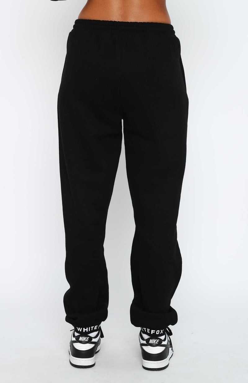 White Fox Put It On Repeat Sweatpants Black | ASBIFP-084