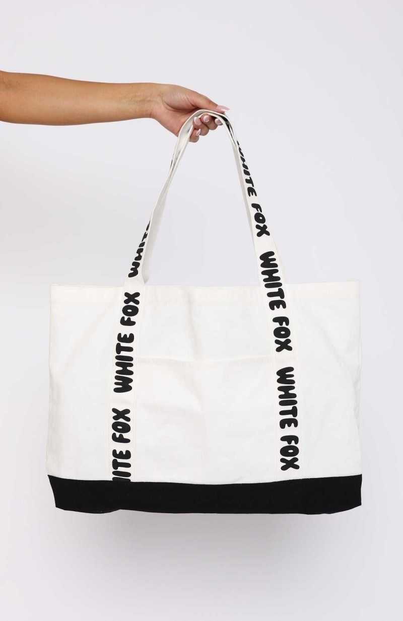 White Fox Queen Energy Tote Bag Off White/Black | FRVCZN-365