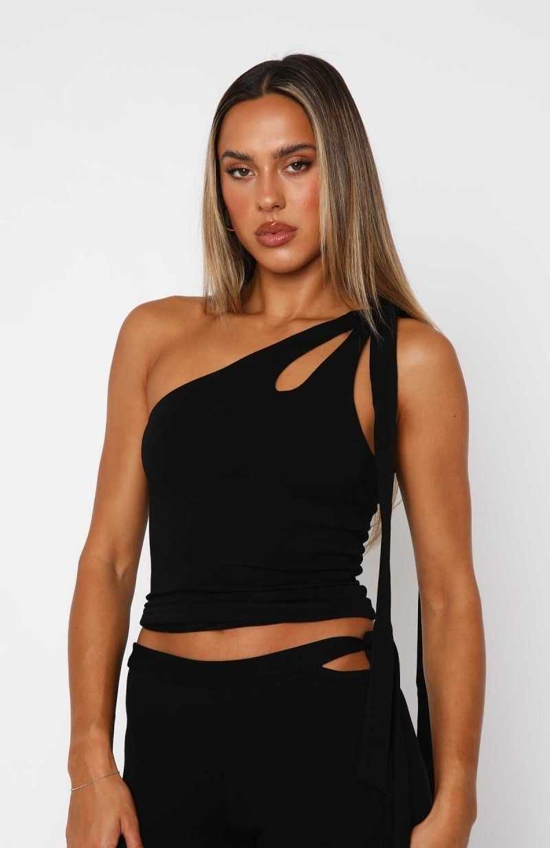 White Fox Reckless Romance One Shoulder Top Black | JVSNAK-023