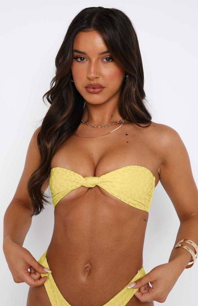 White Fox Sea Haze Bandeau Bikini Top Lemon | JOZDNI-358