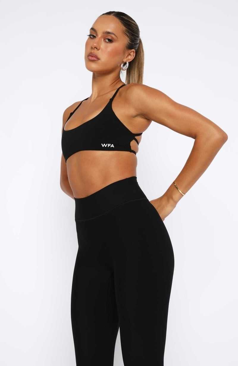 White Fox She's Healthy Sports Crop Black | RPMAFW-715