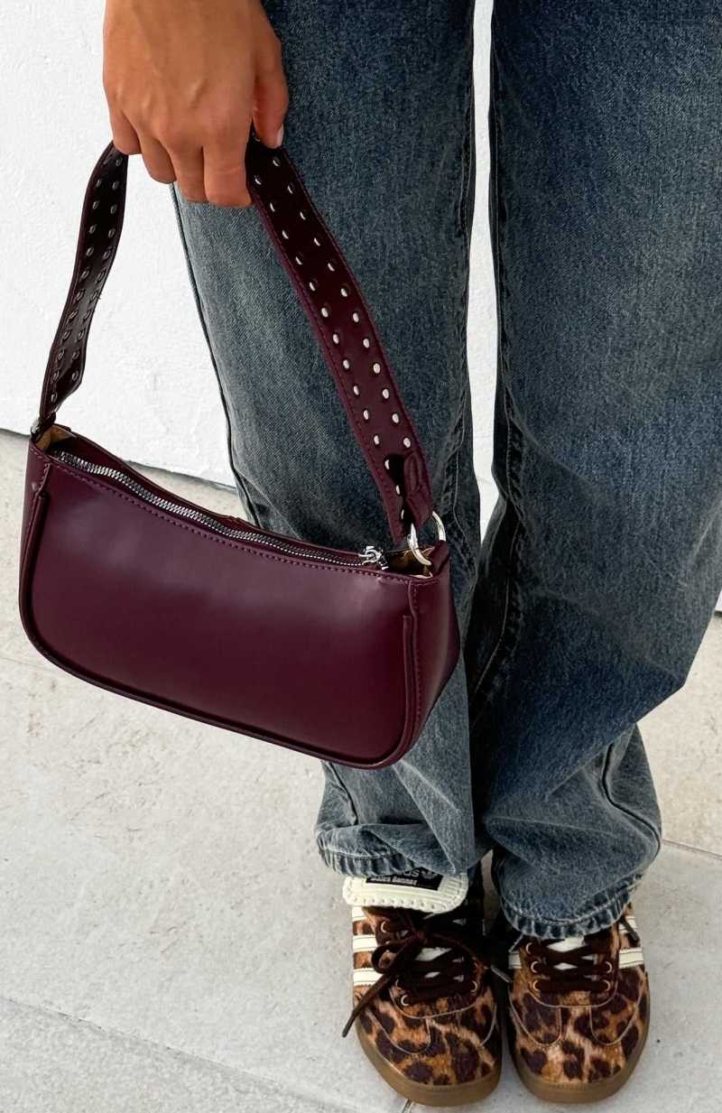 White Fox Sophia Shoulder Bag Burgundy | SDUOCA-265