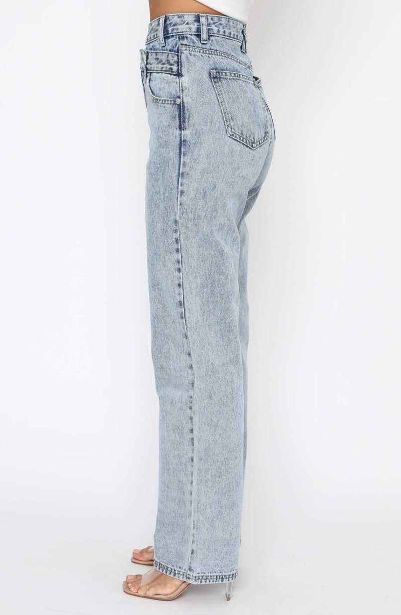 White Fox Take My Time High Rise Straight Leg Jeans Washed Blue | AOPGMW-690