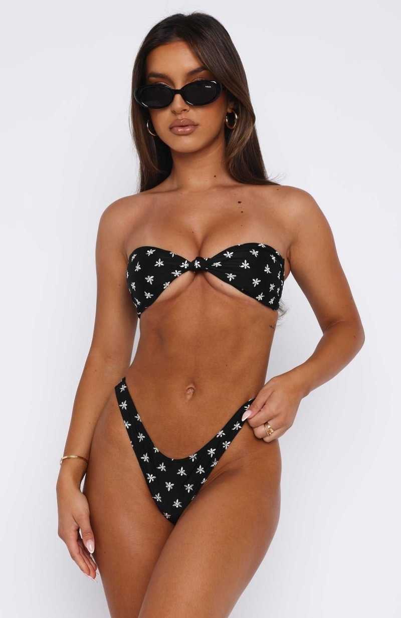 White Fox Tallows Bikini Top Black | TQIBYK-304