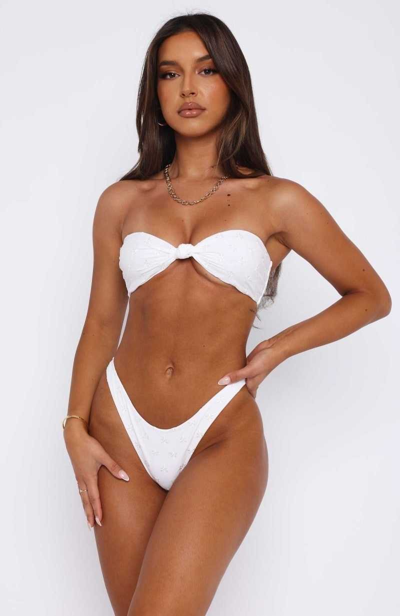 White Fox Tallows Bikini Top White | SAHDRC-451