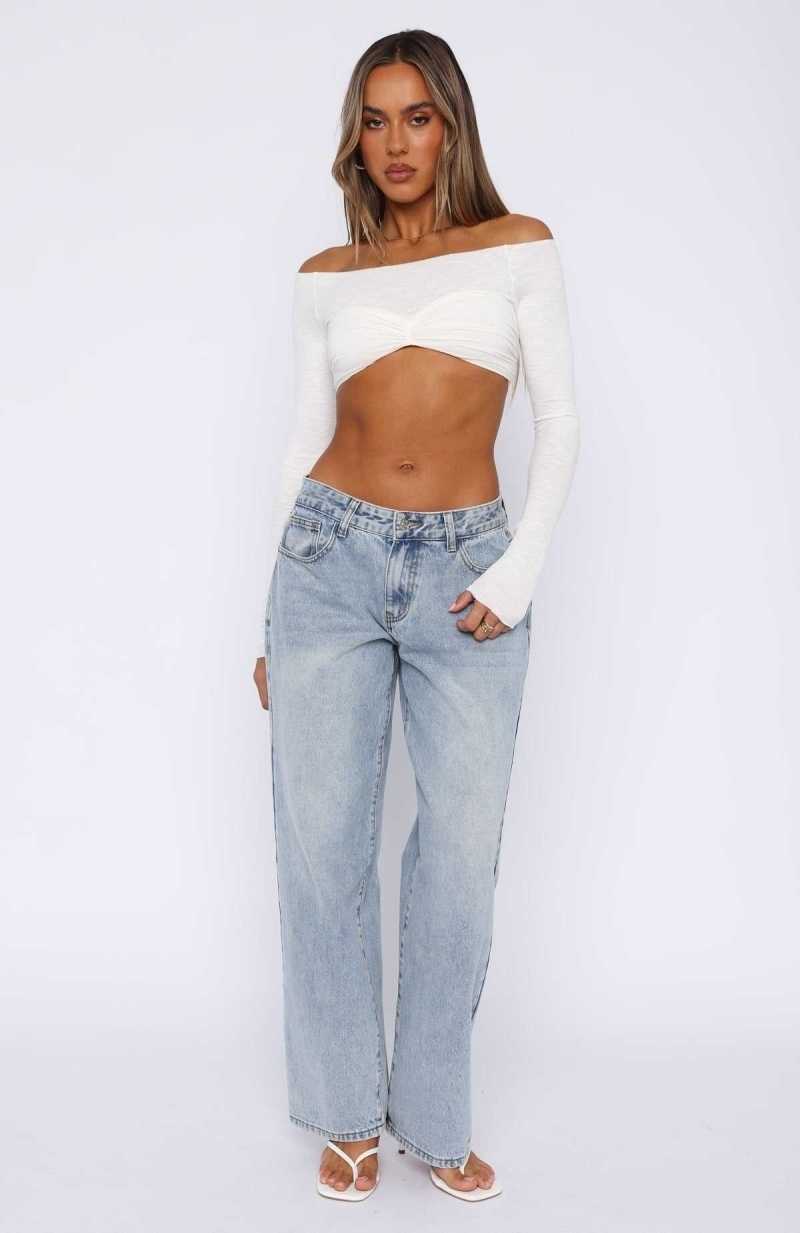 White Fox The Rehearsal Long Sleeve Crop White | ATIXVU-319