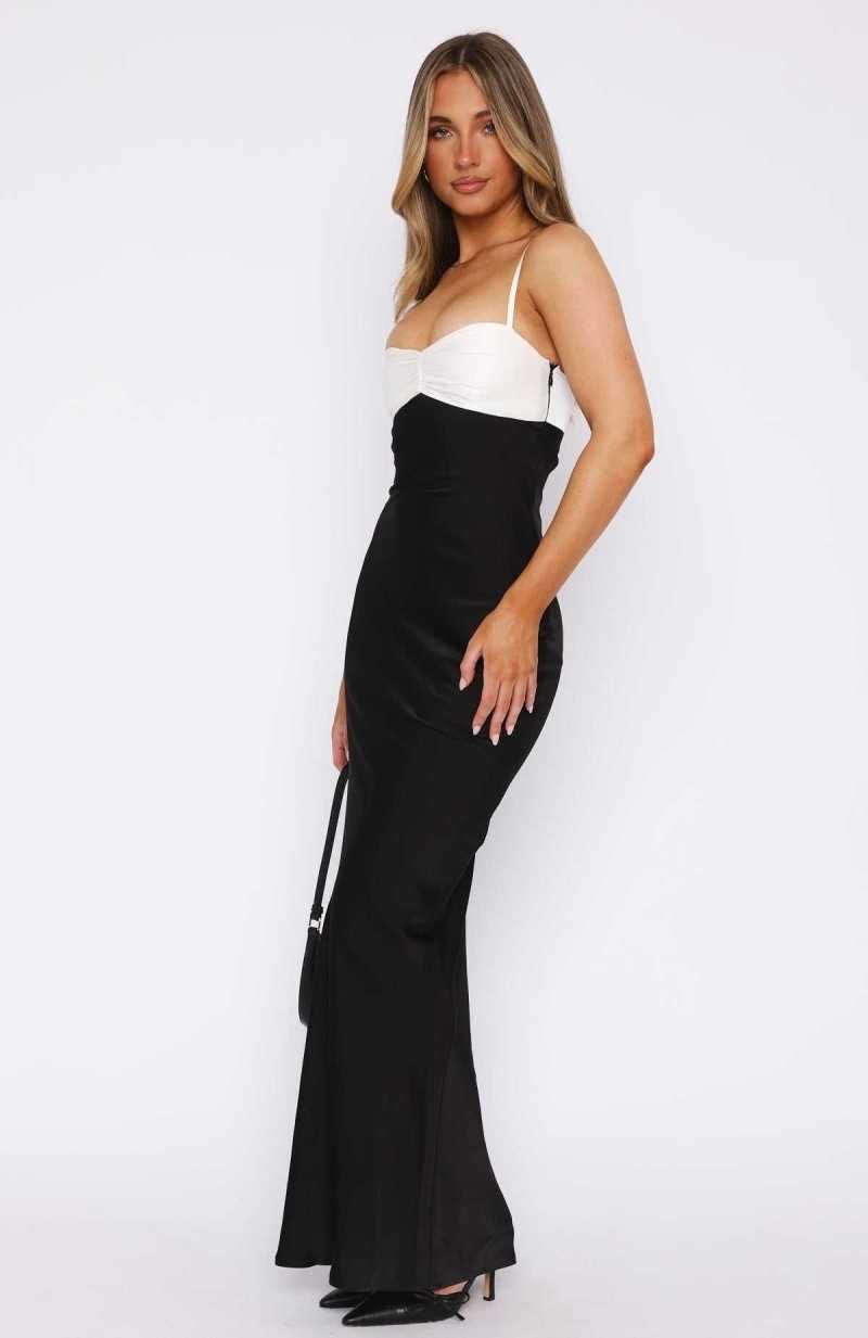 White Fox Think Of Me Maxi Dress Black/Off White | HBPMOK-049