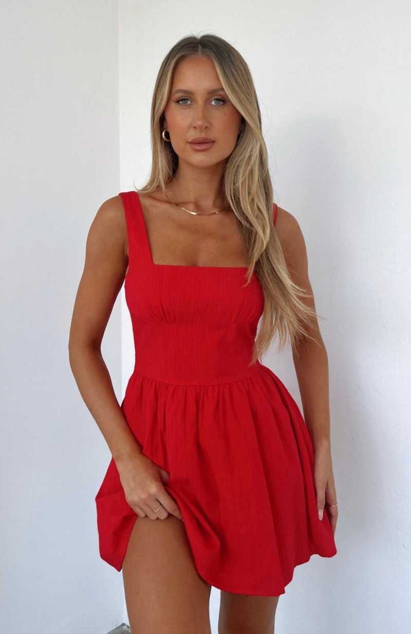 White Fox Trending Now Mini Dress Red | ISAGPO-319