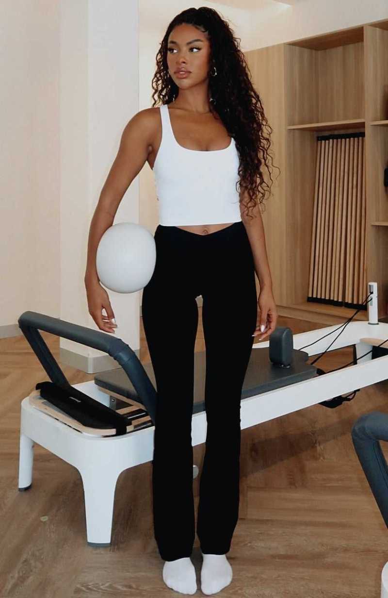 White Fox Wellness Flare Leggings Black | DUFHMB-854